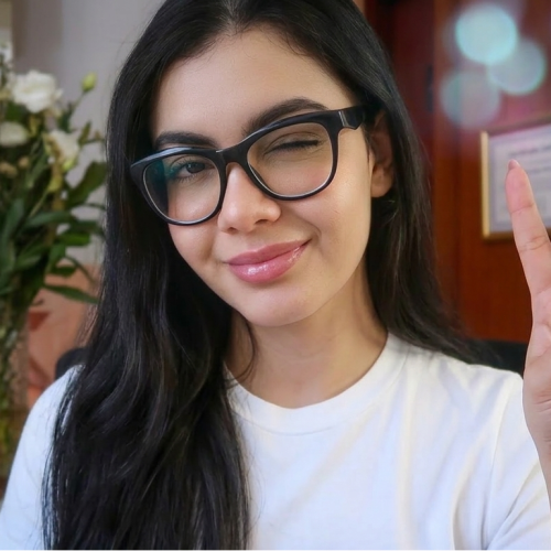 Isabela Restrepo - Copywriter Senior